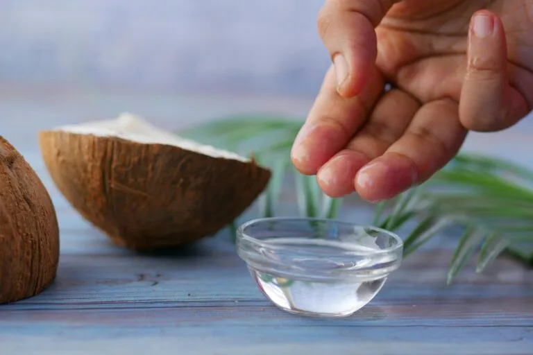 benefícios do óleo de coco